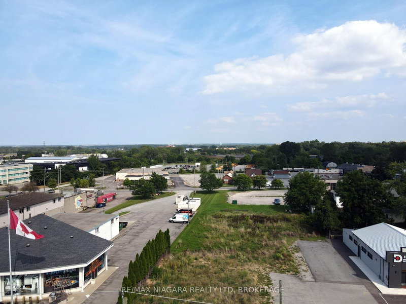 4354 DRUMMOND Rd, Niagara Falls, L2E 6S3 | Image 2