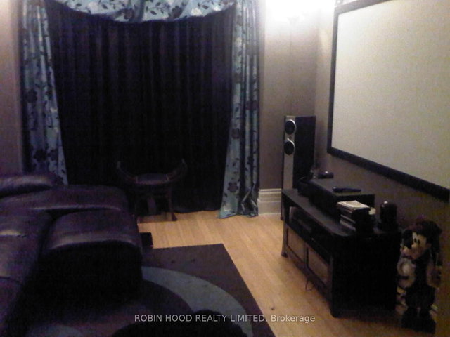 219 Mornington Street