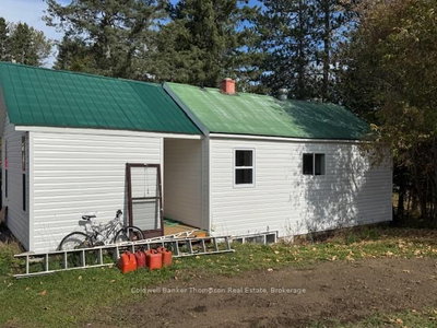 78 James Street East, Burk's Falls, Ontario image-0-2