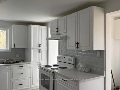 78 James Street East, Burk's Falls, Ontario image-0-4