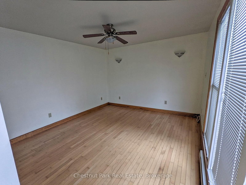 319 Berford St, South Bruce Peninsula, N0H 2T0 | Image 3