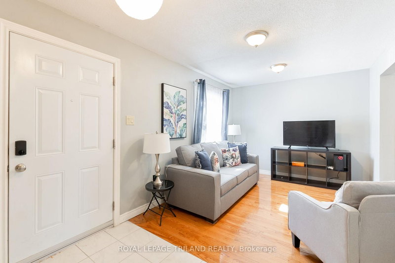 149 - 1247 Huron St, London East, N5Y 4X7 | Image 3