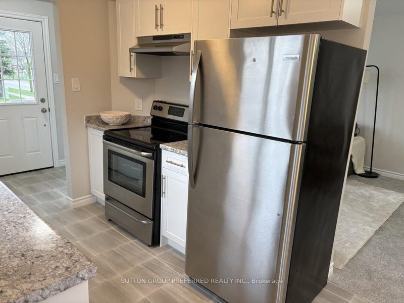 195 Simpson Cres, London East, N5V 5E1 | Image 3