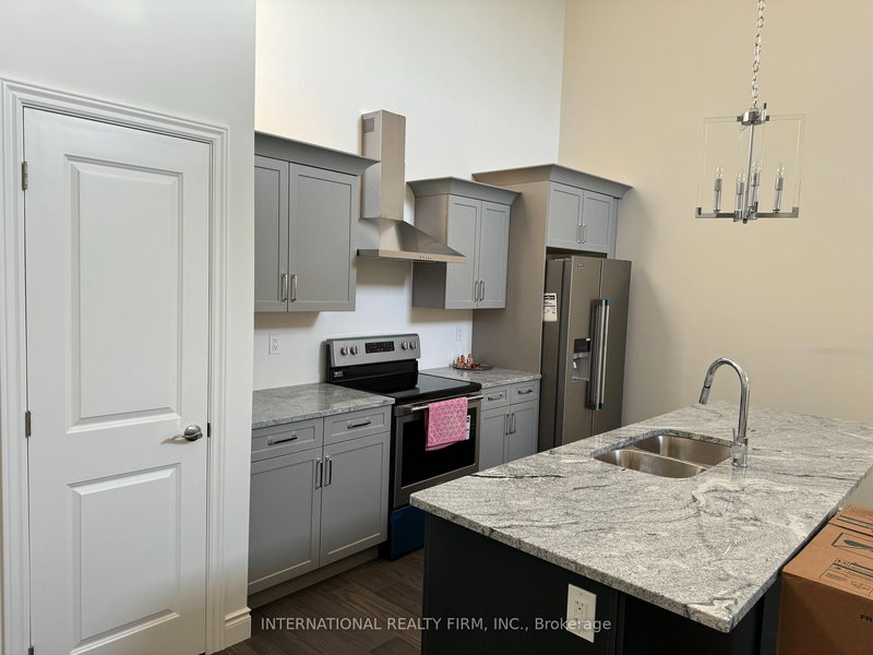 513 Water Rd E, Amherstburg, N9V 4C5 | Image 3