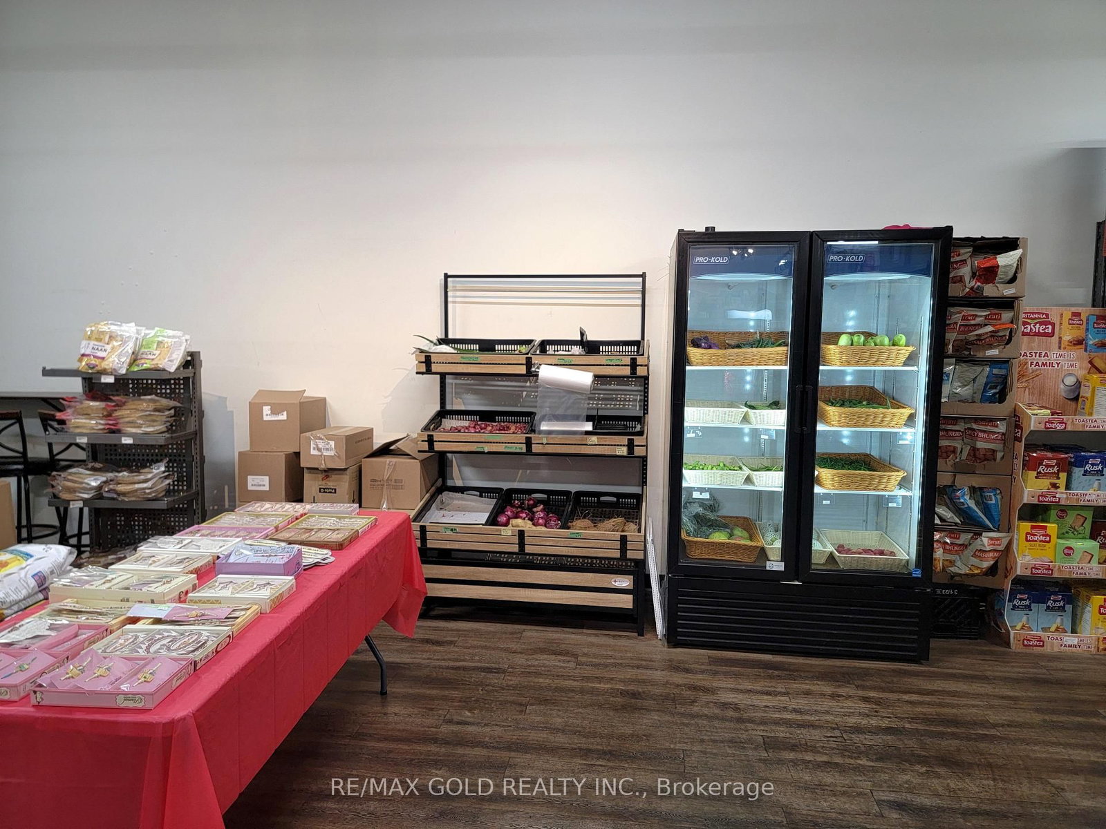 1020 Ontario Street, Unit 7 - Photo 2