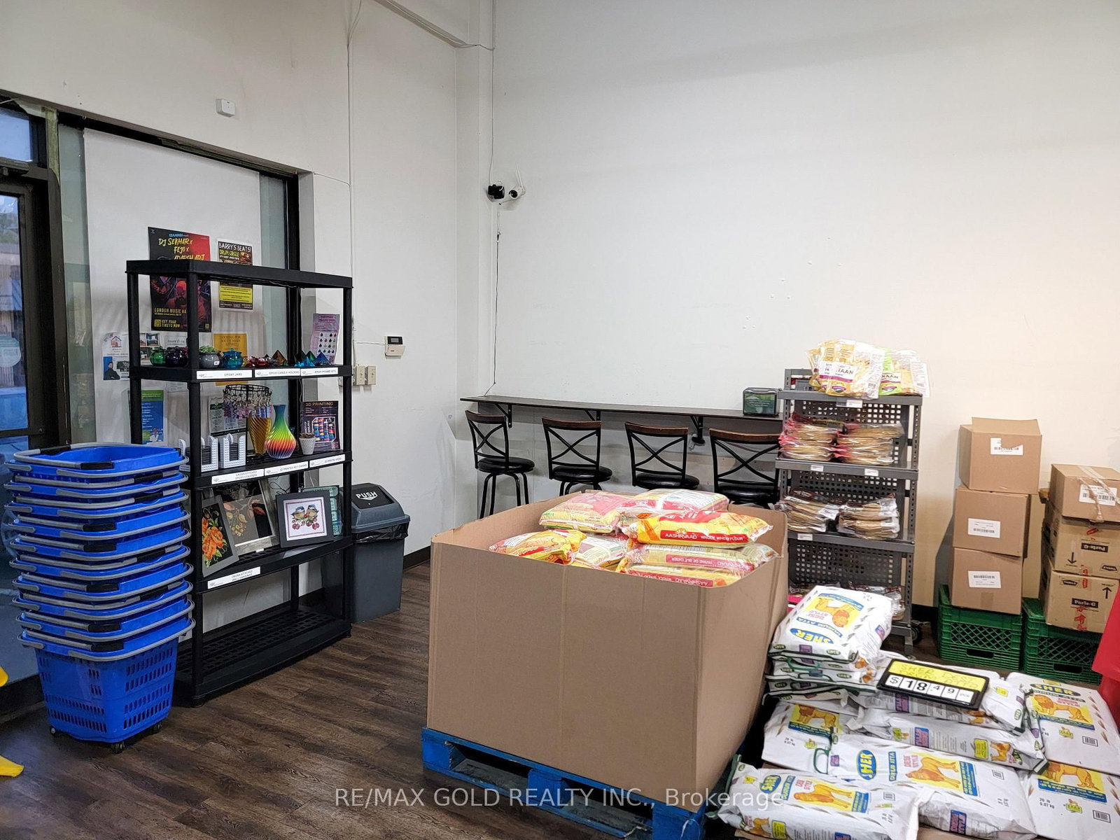 1020 Ontario Street, Unit 7 - Photo 9