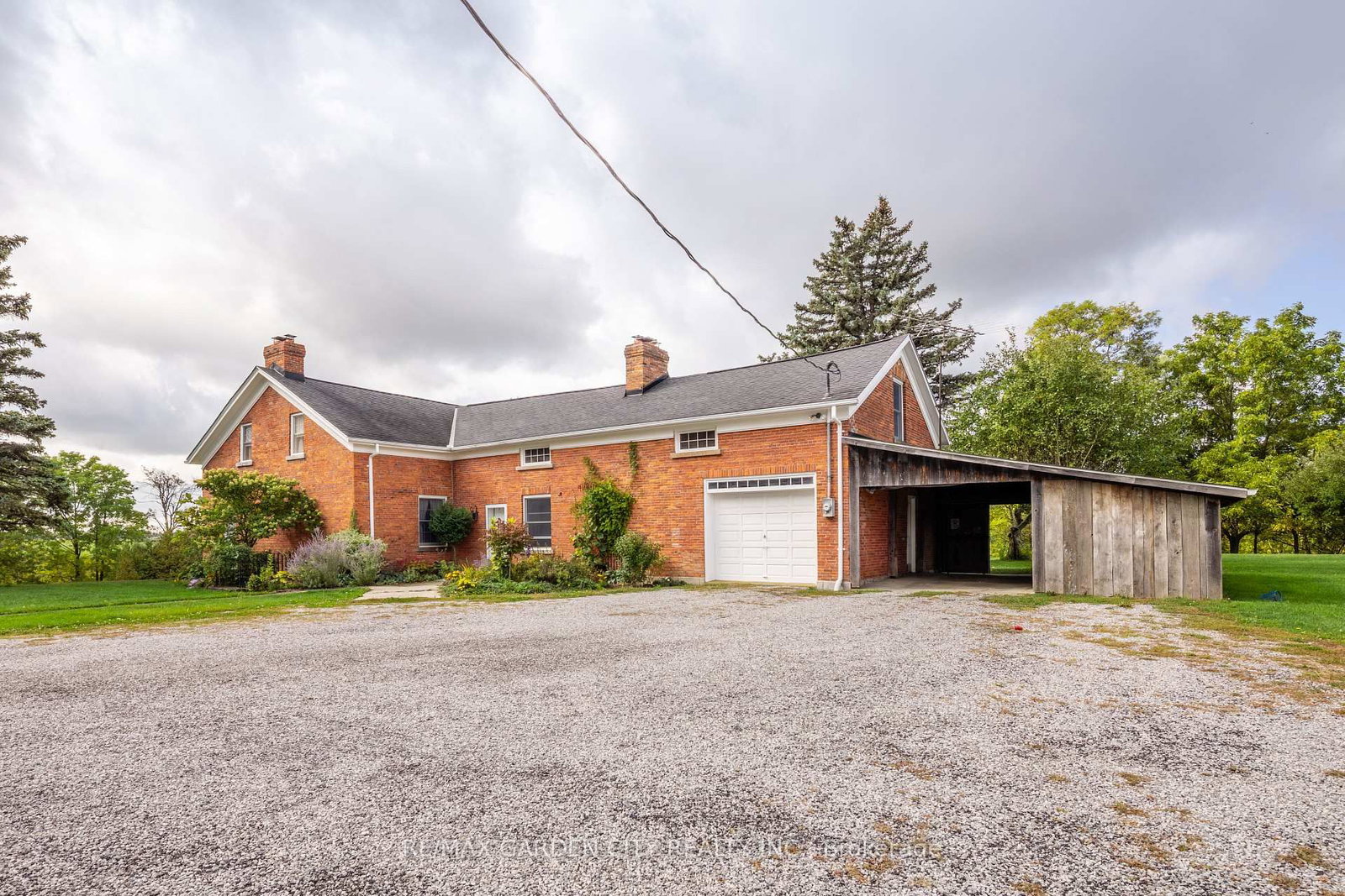 Listing Image 3
