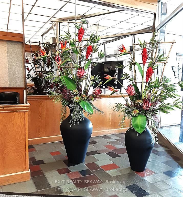 1107 - 308 Second St E, Cornwall, K6H 1Y9 | Image 2