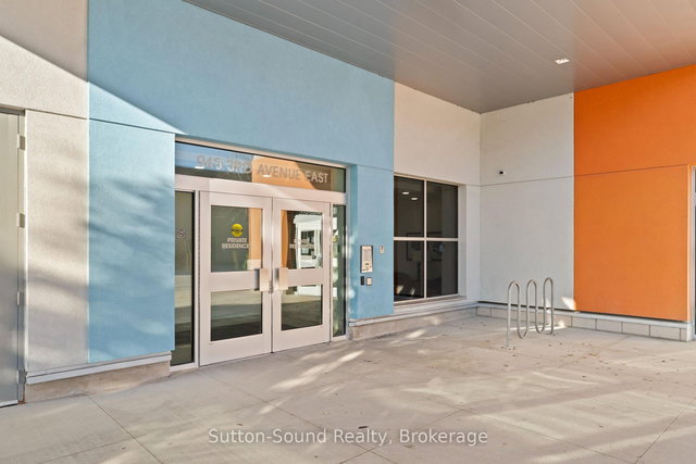 410 - 945 3rd Avenue East Avenue