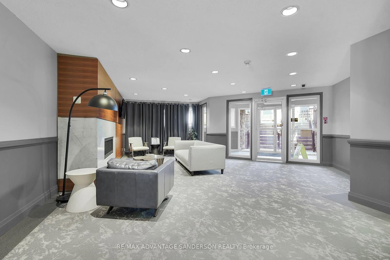 118 - 15 Jacksway Cres, London North, N5X 3T8 | Image 3