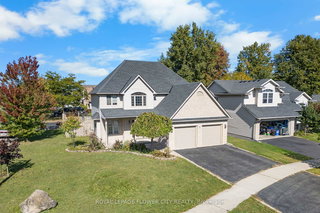 76 Rochelle Crescent N