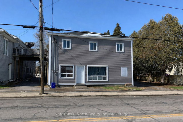 23 St. David Street N