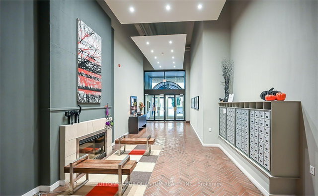 307 - 66 Bay Street S