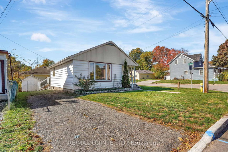 101 Wall St, Quinte West, K8V 4K1 | Image 2