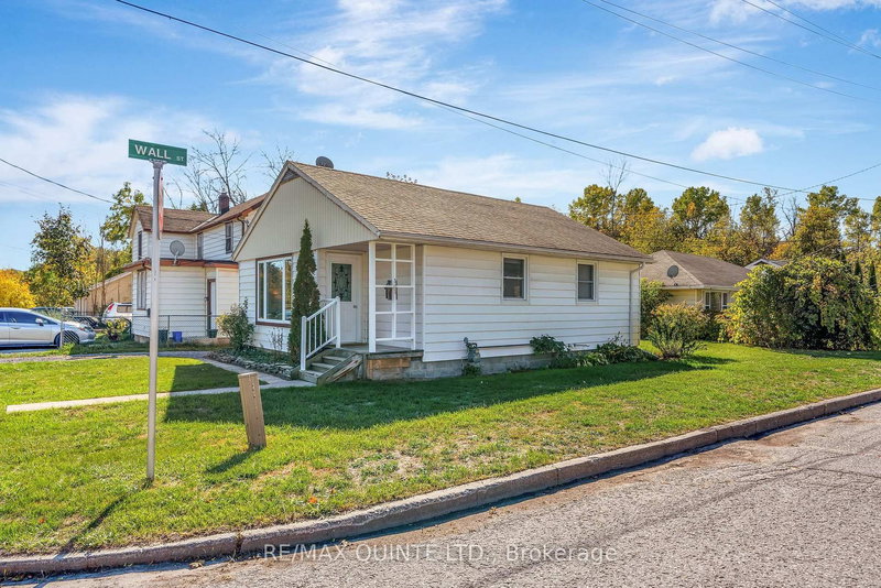 101 Wall St, Quinte West, K8V 4K1 | Image 3