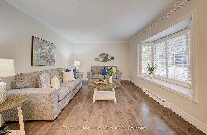 196 Lourdes St, Waterloo, N2L 1N7 | Image 3