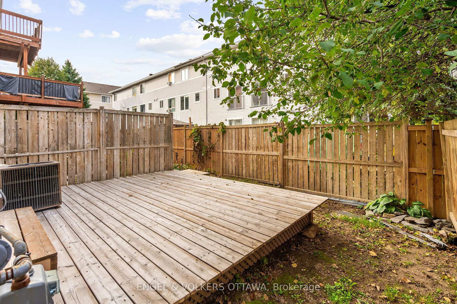 Listing Image 29