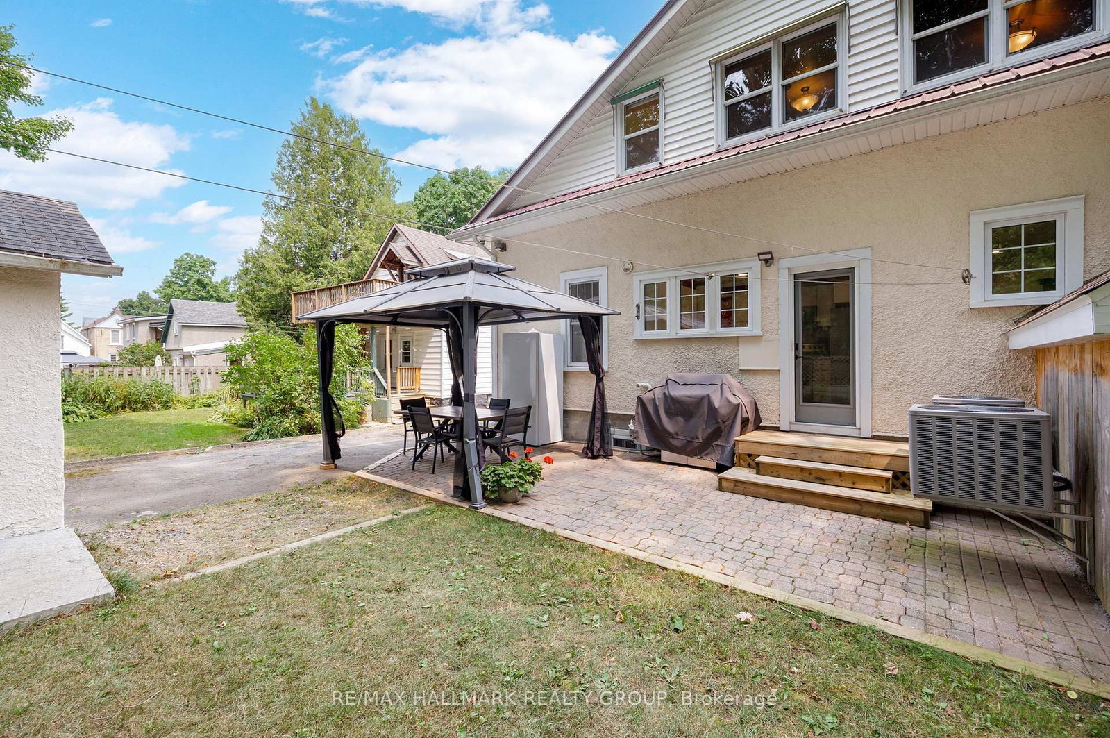 Listing Image 44