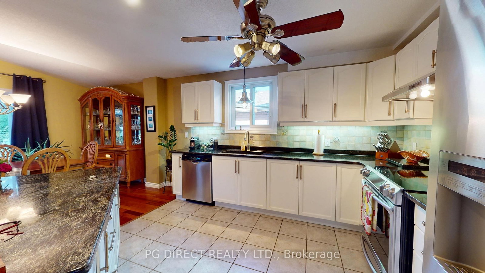 Listing Image 6