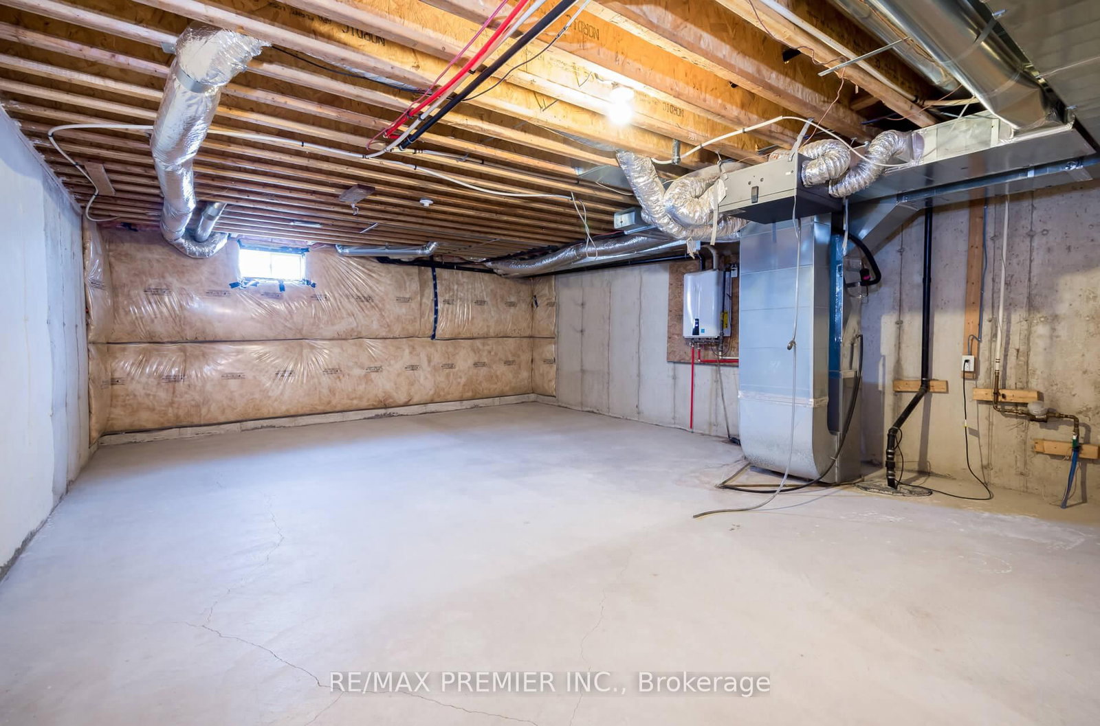 Listing Image 34