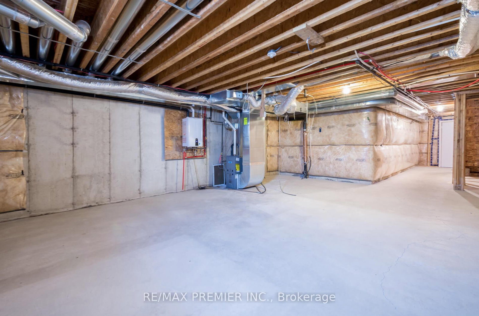 Listing Image 35