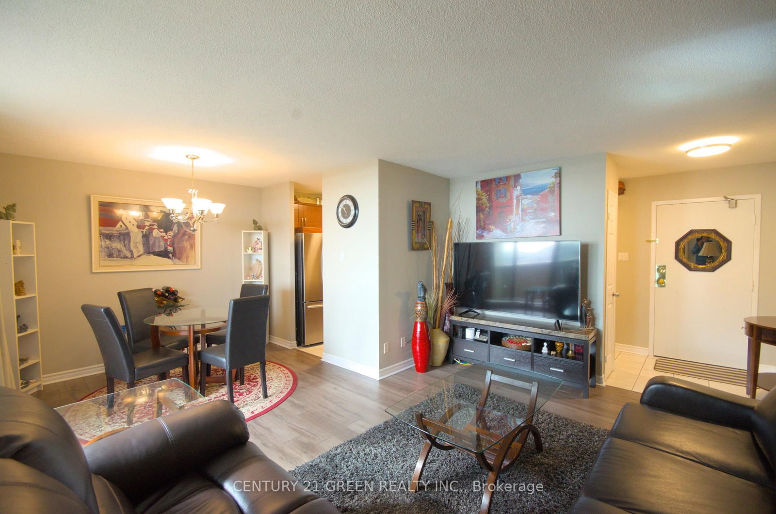 Listing Image 18