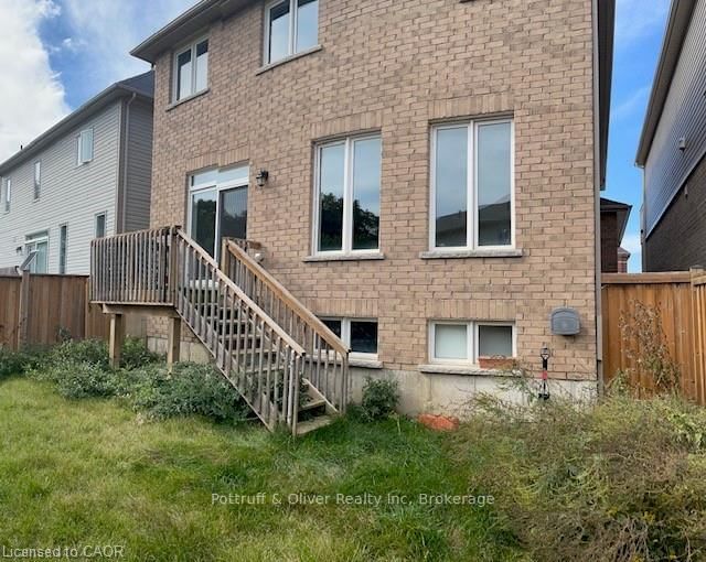 Detached House sold at 69 Sinden Road, Brant, Ontario, N3T 5N5 - Brantford Twp - MLS: X12463584