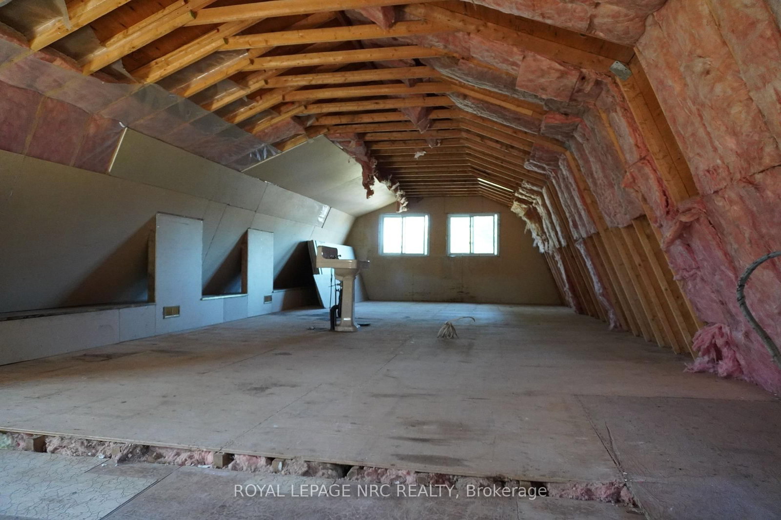 212 Lincoln Road W • Fort Erie, ON photo 39