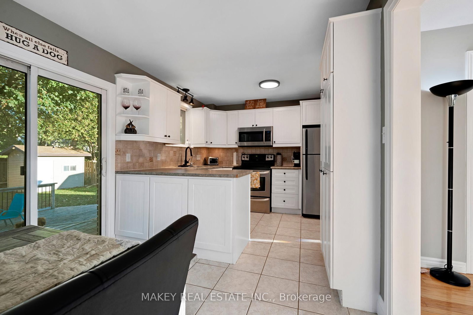 Listing Image 13