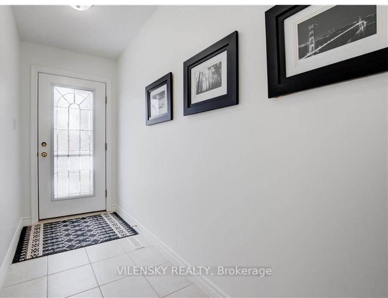 7 - 572 Thistlewood Dr, London North, N5X 4N6 | Image 2