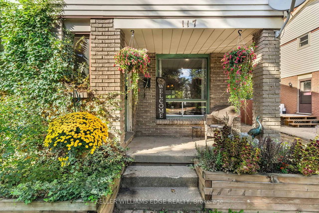 117 Graystone Crescent