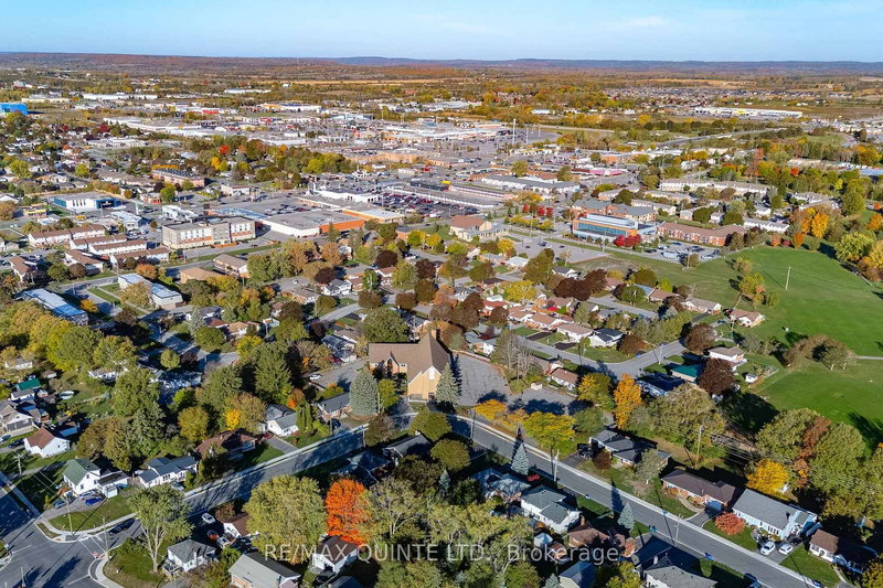 72 Orchard Dr, Belleville, K8P 2K7 | Image 3