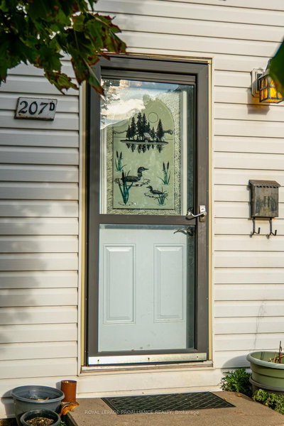 207D North Park Street — photo 6