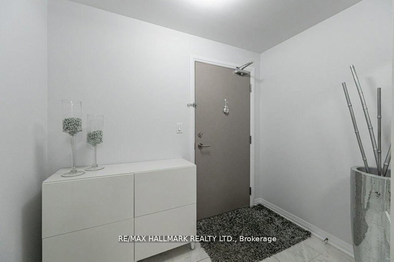 409 - 10 Concord Pl, Grimsby, L3M 0G6 | Image 3