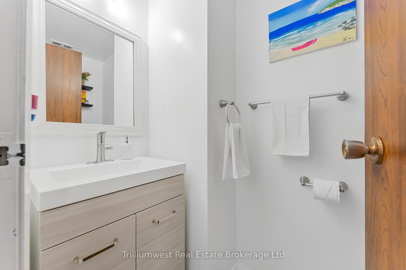 8 - 5982 Dunn St, Niagara Falls, L2G 7J9 | Image 3