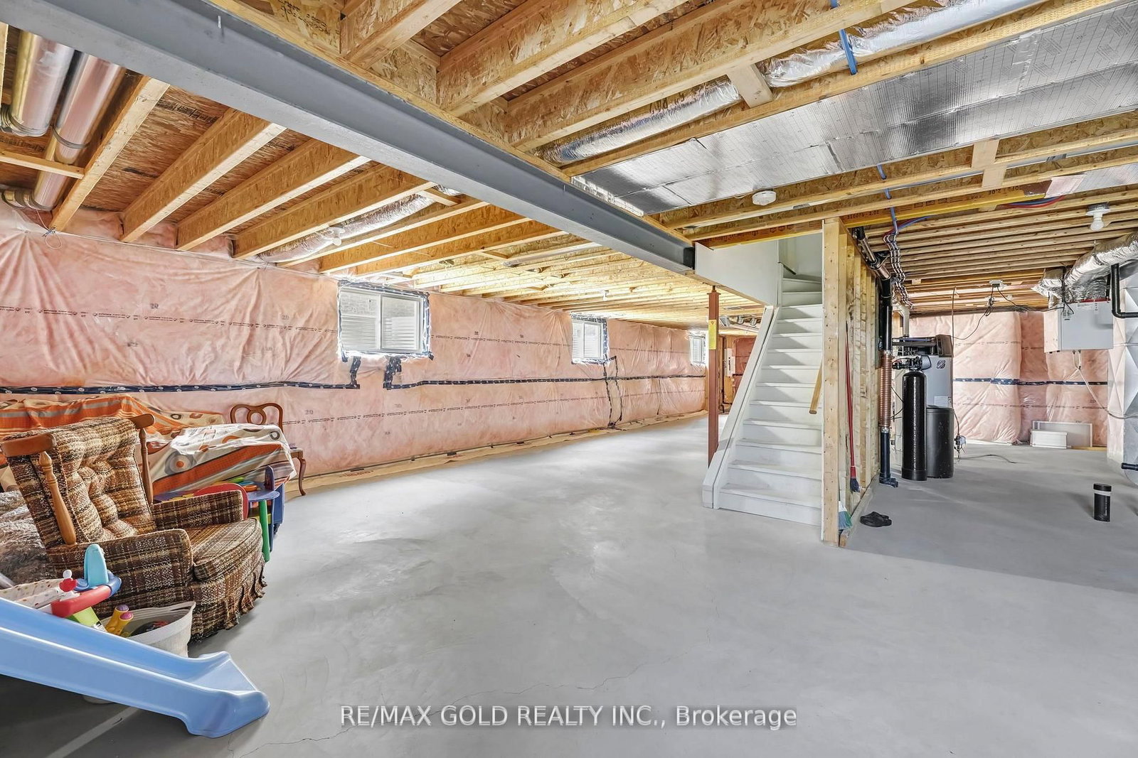 Listing Image 35