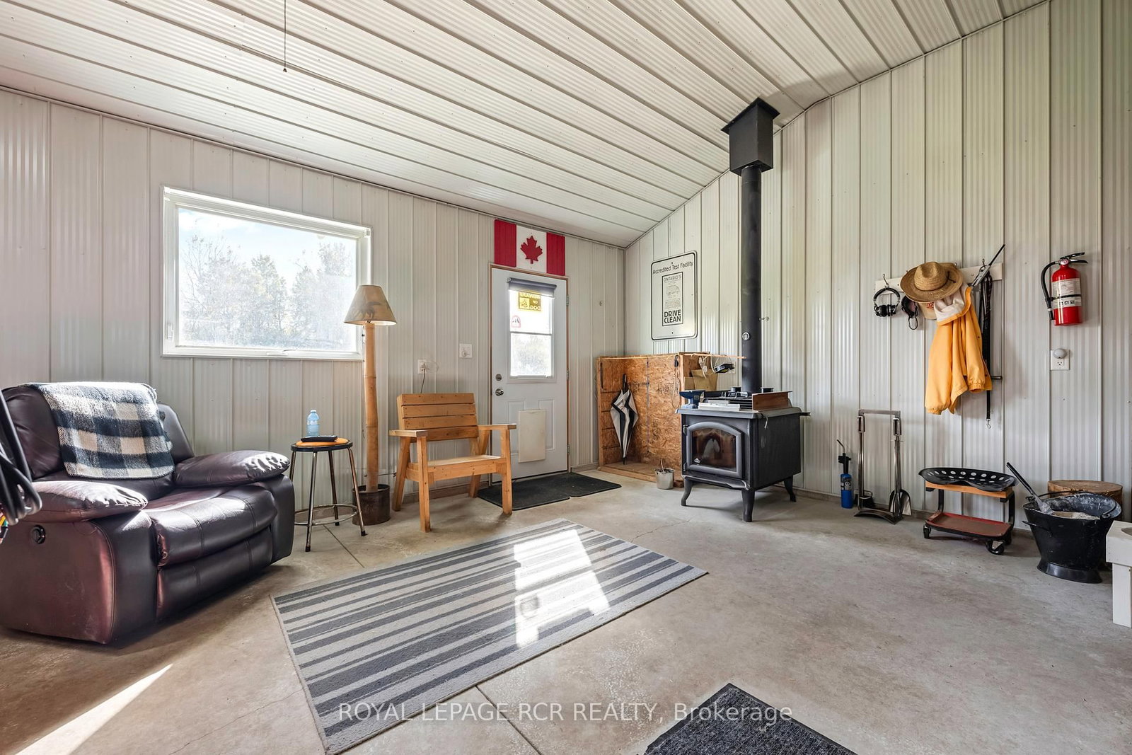 Listing Image 40