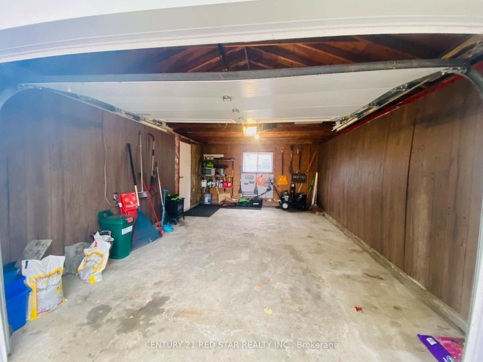 Listing Image 43