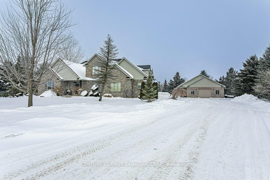 Listing Image 40