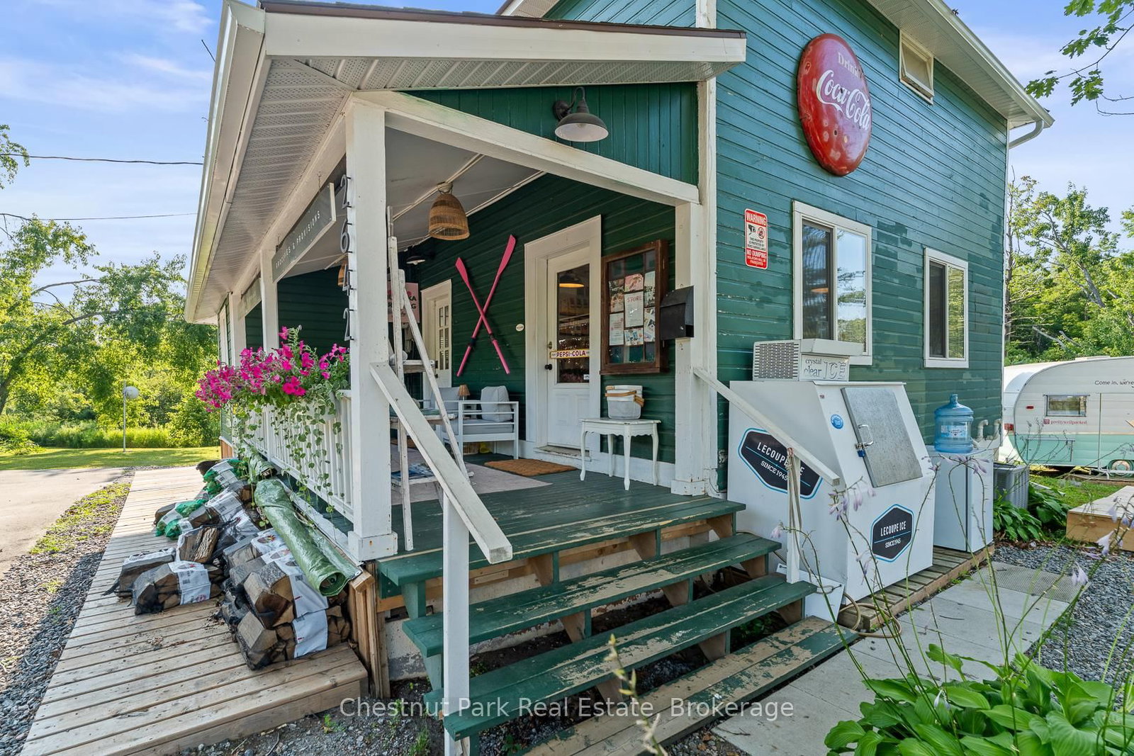 Listing Image 7
