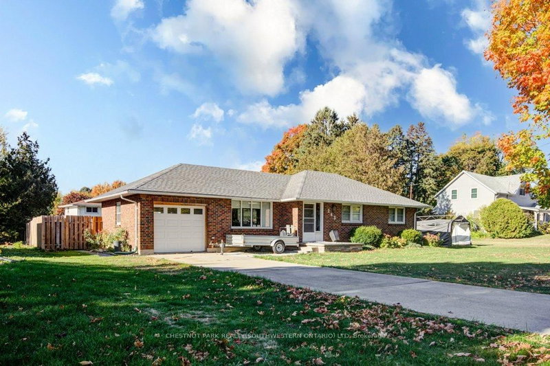 243 King St E, Ingersoll, N5C 1H4 | Image 3