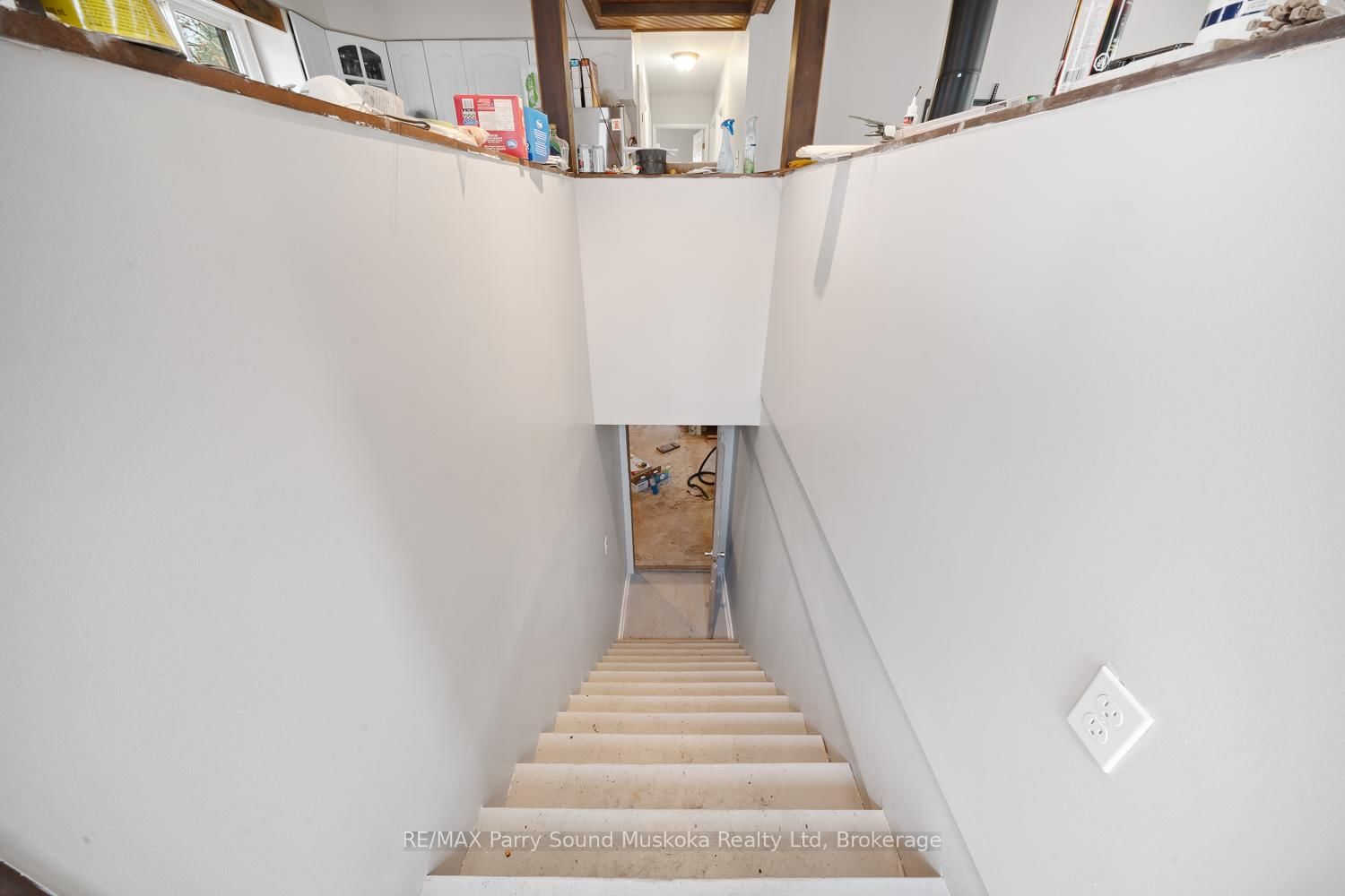 Listing Image 28
