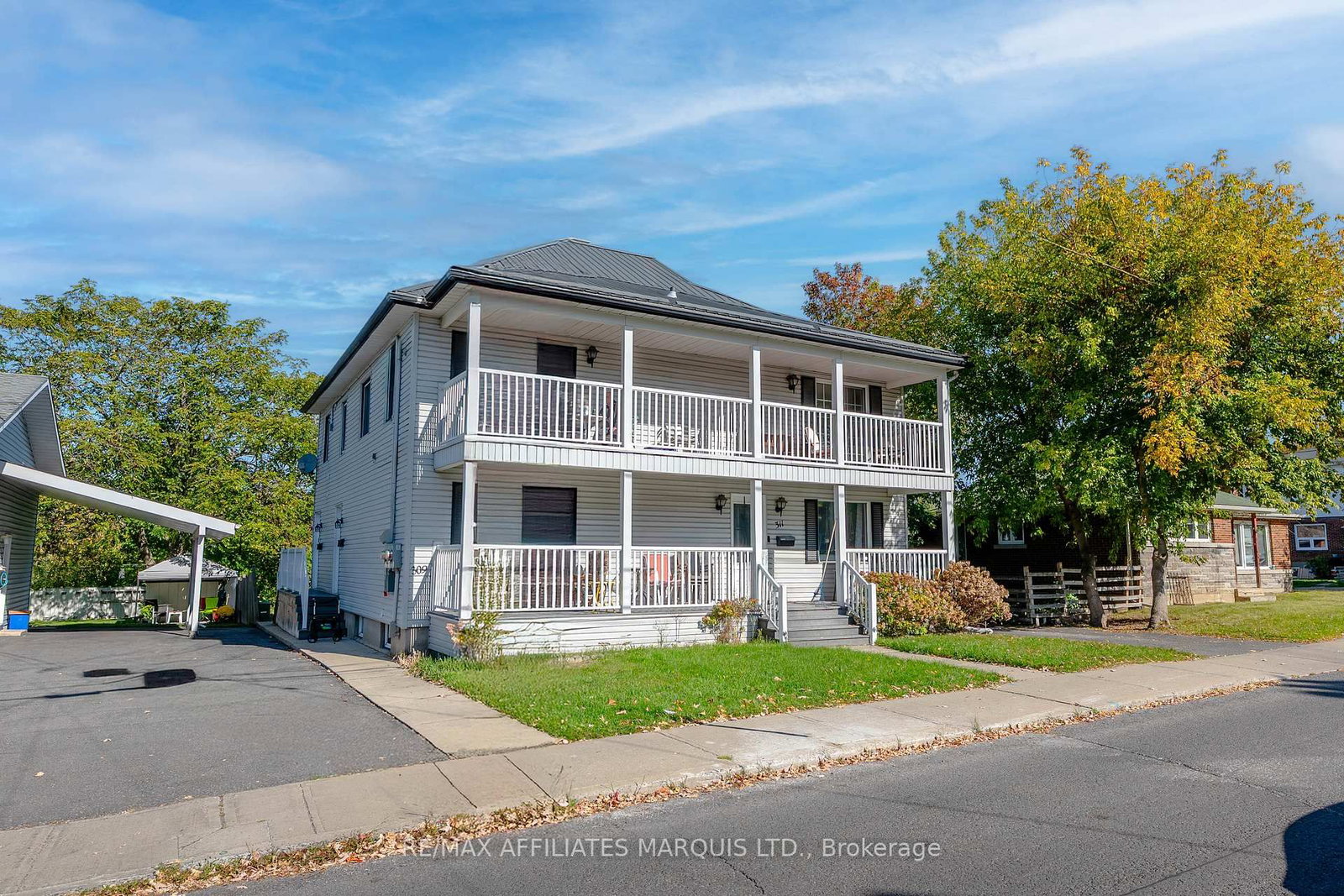 Listing Image 3