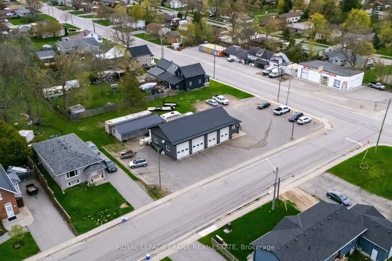 118 Queen St, Kawartha Lakes, K9V 4R3 | Image 2