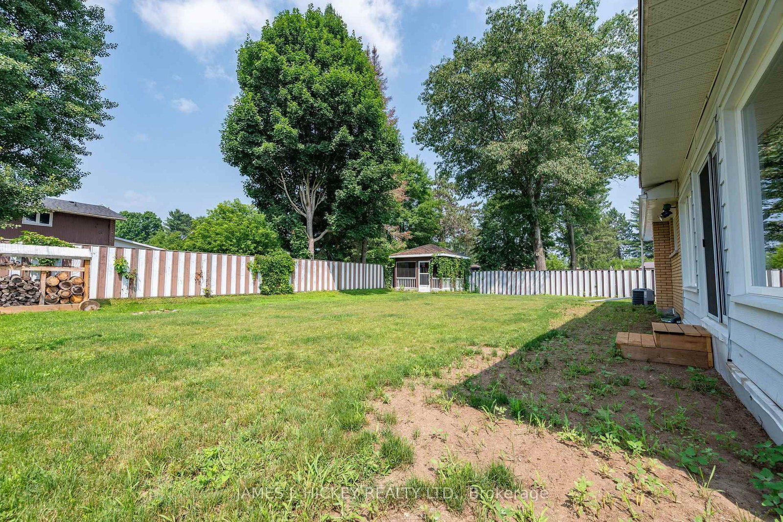 Listing Image 40