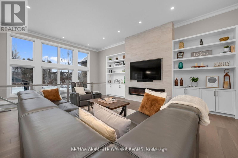 700 Mcmanus Ave, Manotick, K4M 0B2 | Image 2