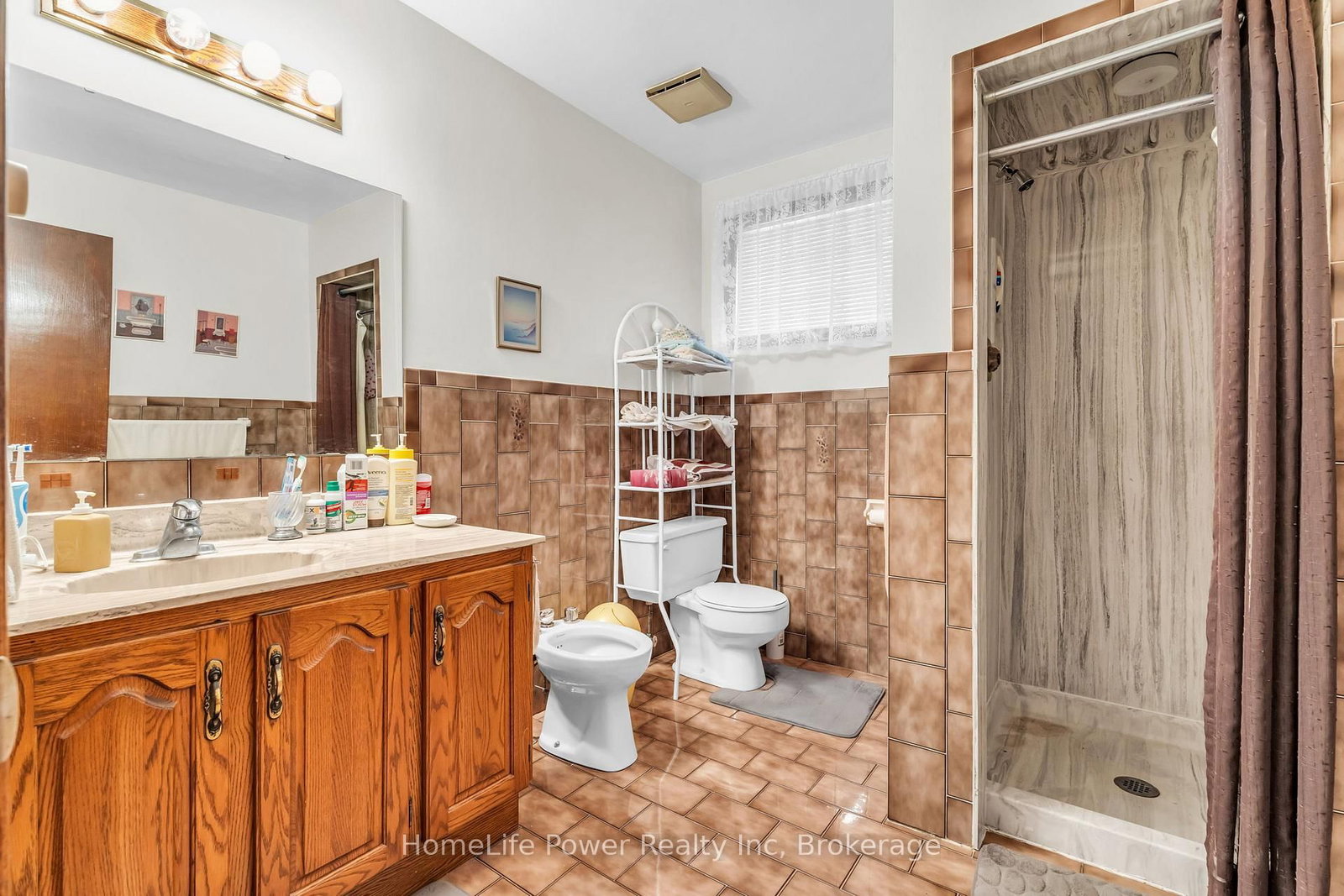 Detached House for sale at 6 Leckie Avenue, Hamilton, Ontario, L8J 2S7 - Stoney Creek Mountain - MLS: X12474183