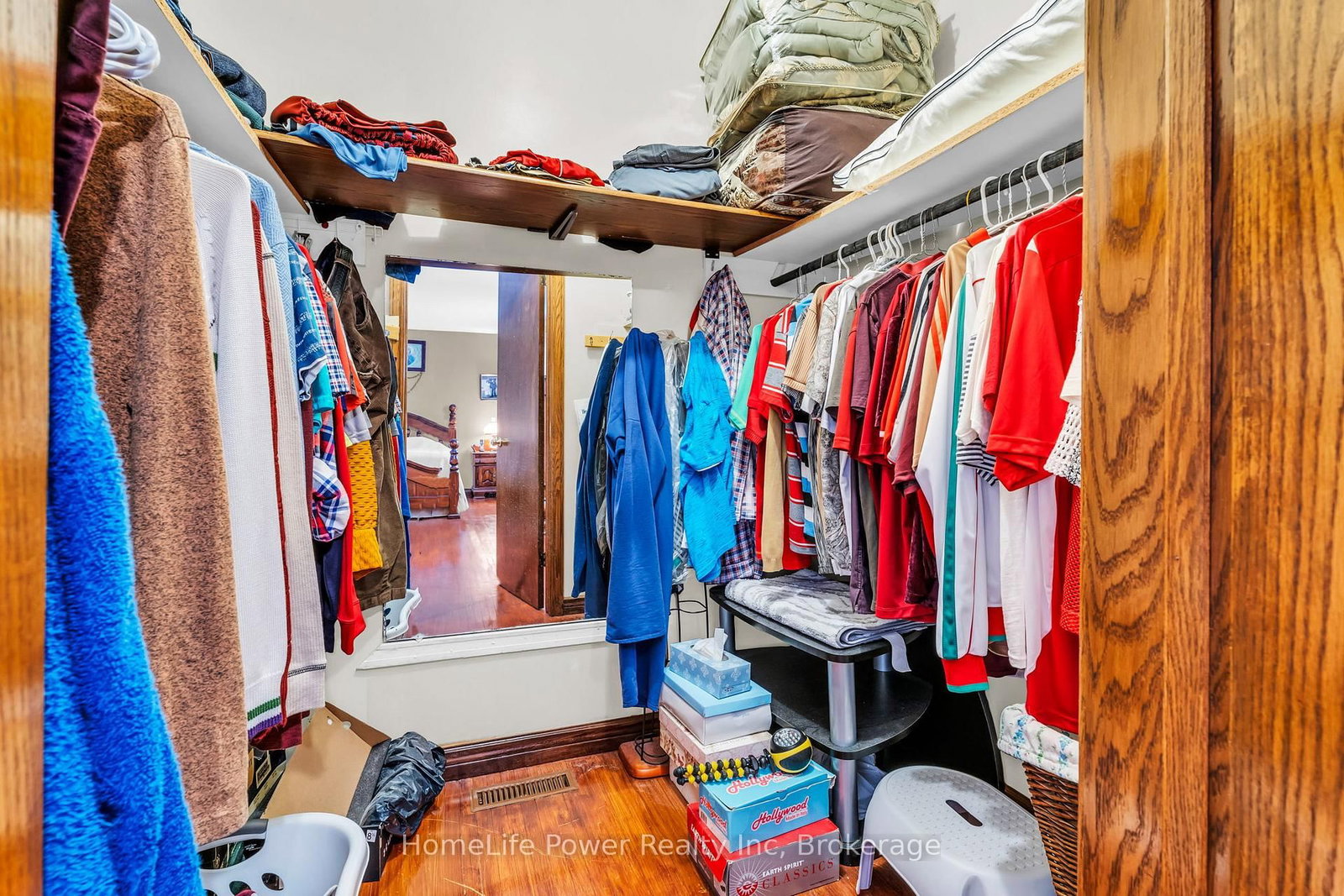 Detached House for sale at 6 Leckie Avenue, Hamilton, Ontario, L8J 2S7 - Stoney Creek Mountain - MLS: X12474183