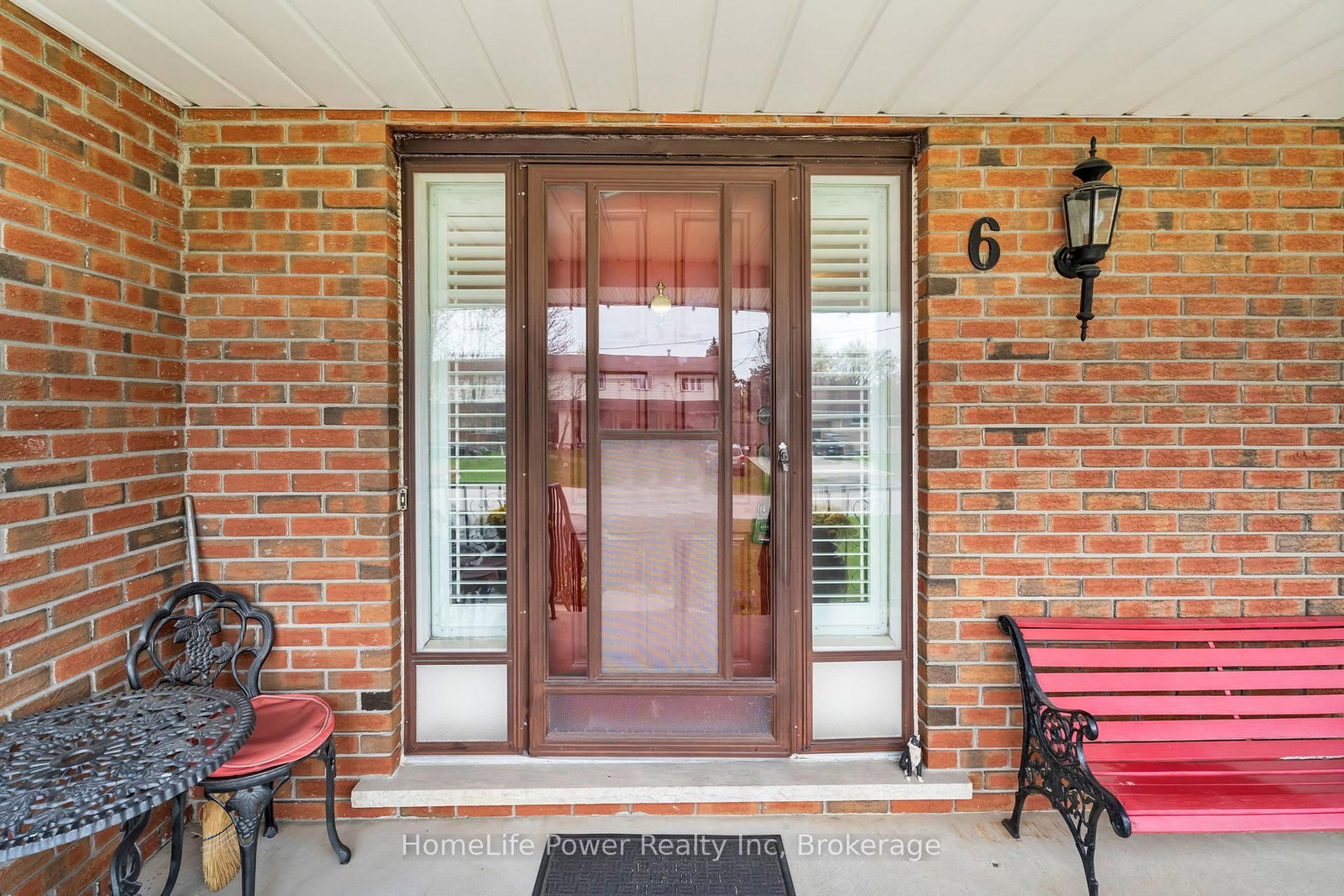 Detached House for sale at 6 Leckie Avenue, Hamilton, Ontario, L8J 2S7 - Stoney Creek Mountain - MLS: X12474183