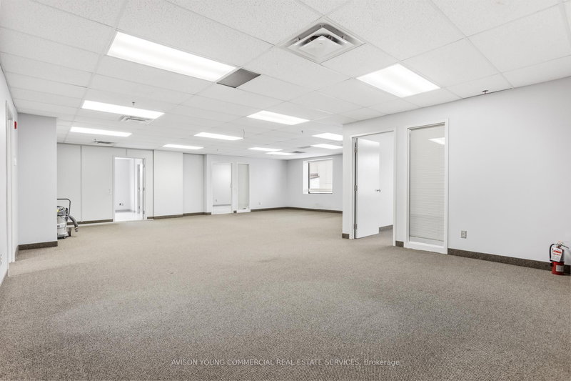 1550 Laperriere Ave, Ottawa, K1Z 7T2 | Image 3